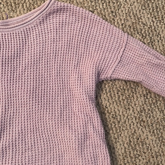Hollister Sweater - Picture 2 of 3